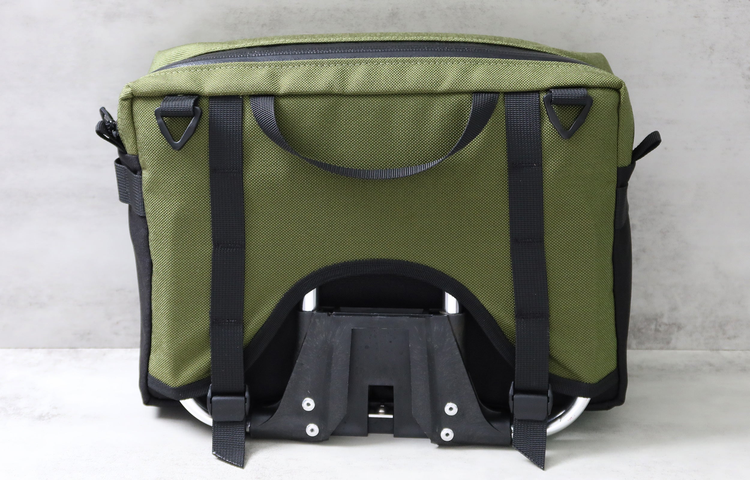 Brompton Urban Commuting bag – Six Rolling Wheels