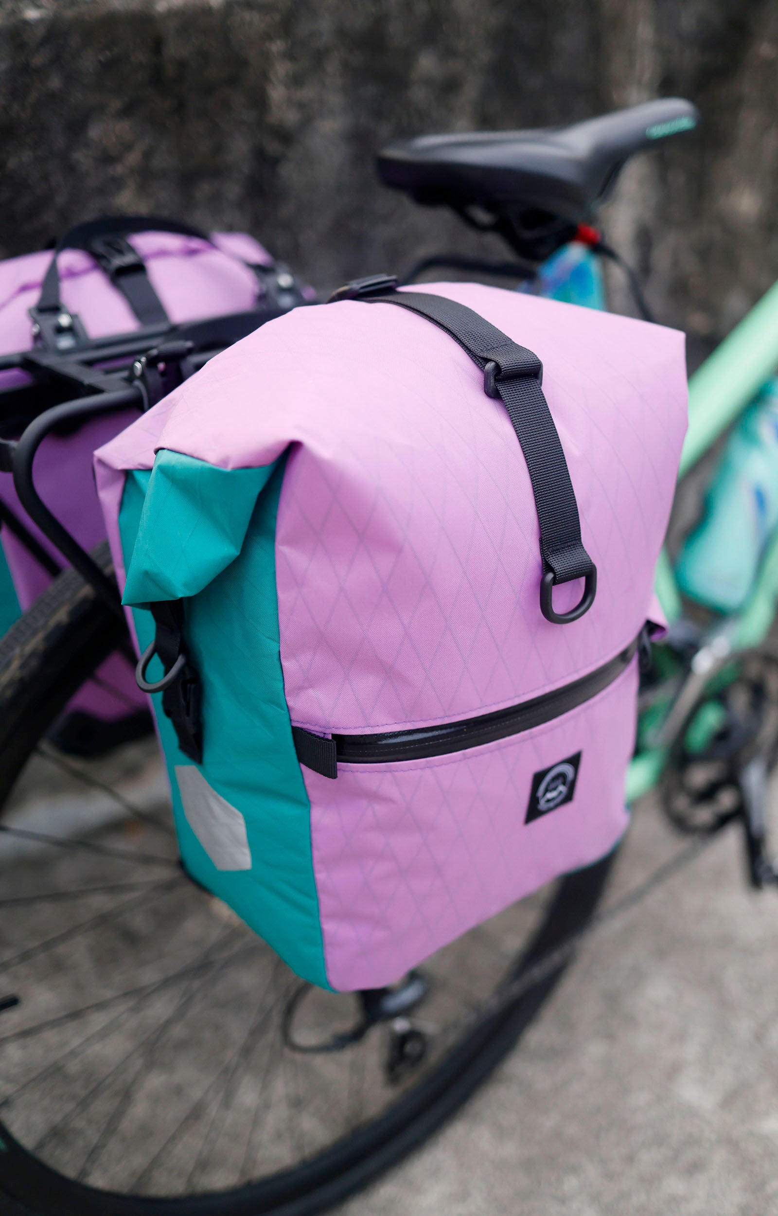 Pannier Pack – Six Rolling Wheels