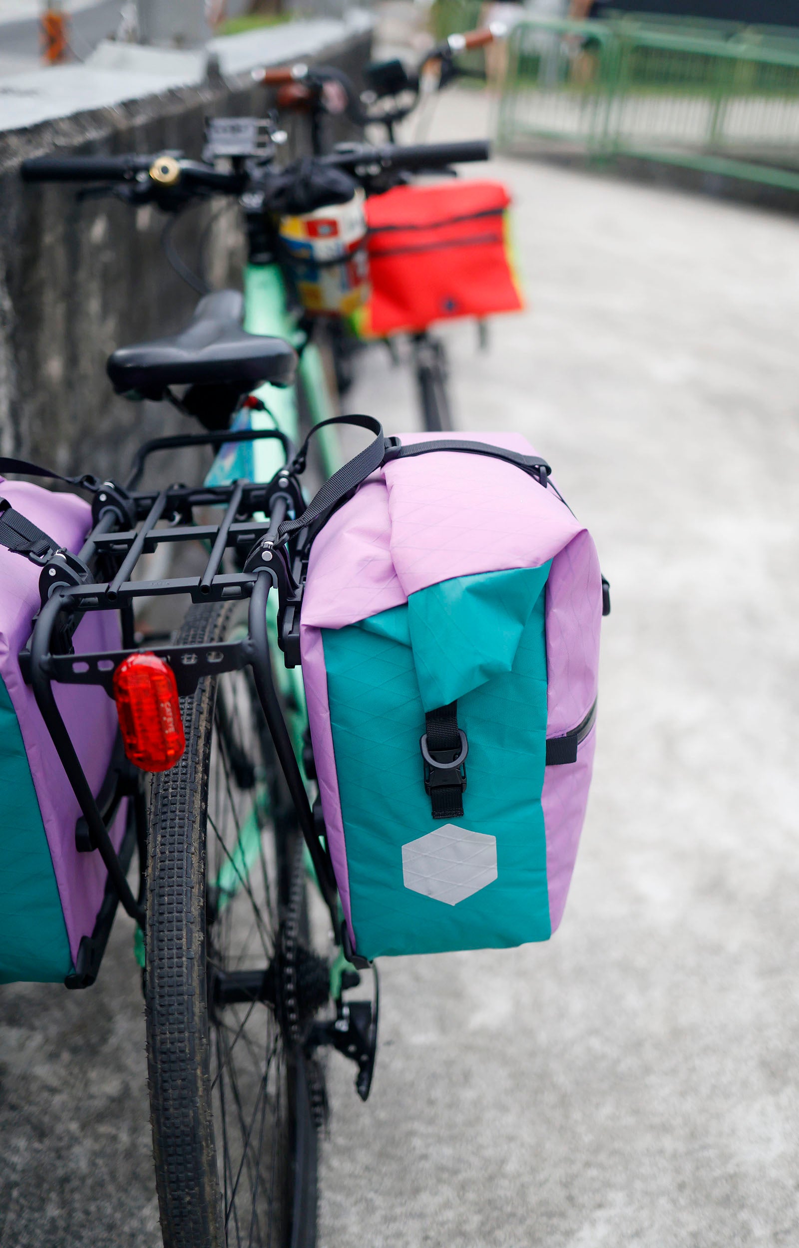Pannier Pack – Six Rolling Wheels